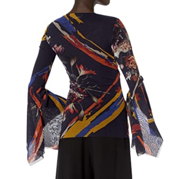 FUZZI Wrap Front V-Neckline Fine Mesh Knit Long Butterfly Bell Sleeves Red L NWT - Picture 8 of 16